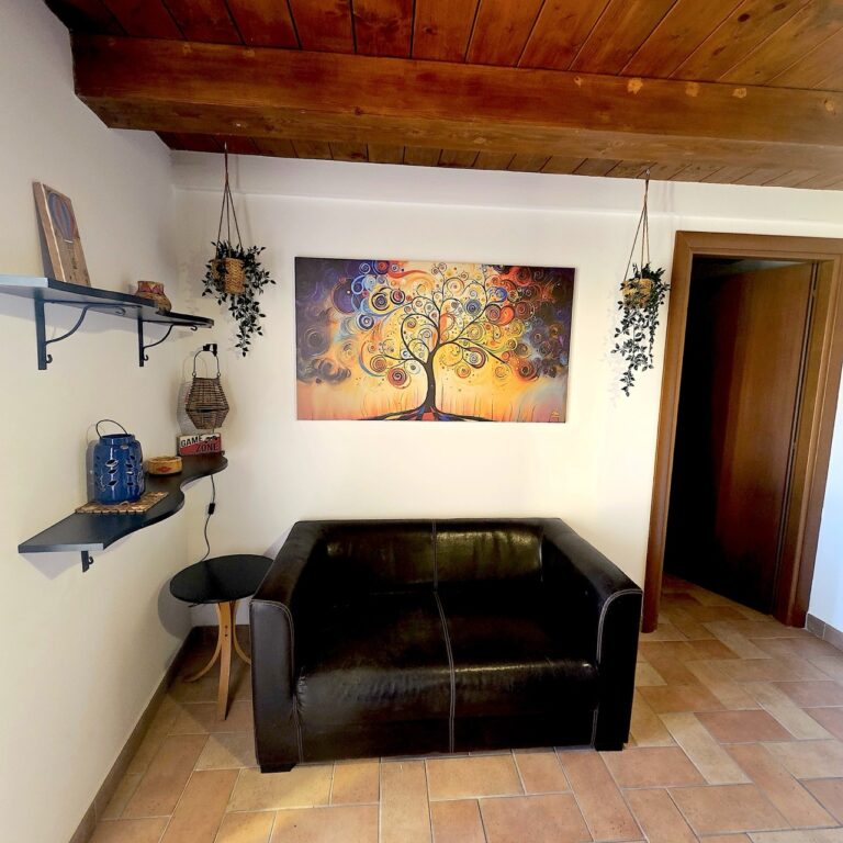 ANGOLO DIVANO (appartamento)